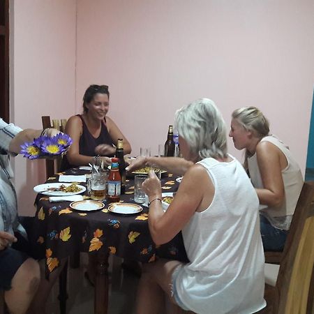 Apple Sara Home Stay Kandy Kültér fotó