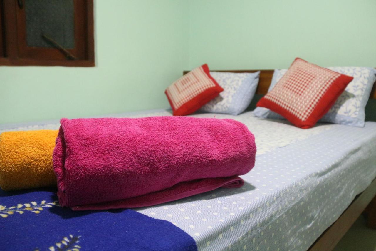 Apple Sara Home Stay Kandy Kültér fotó